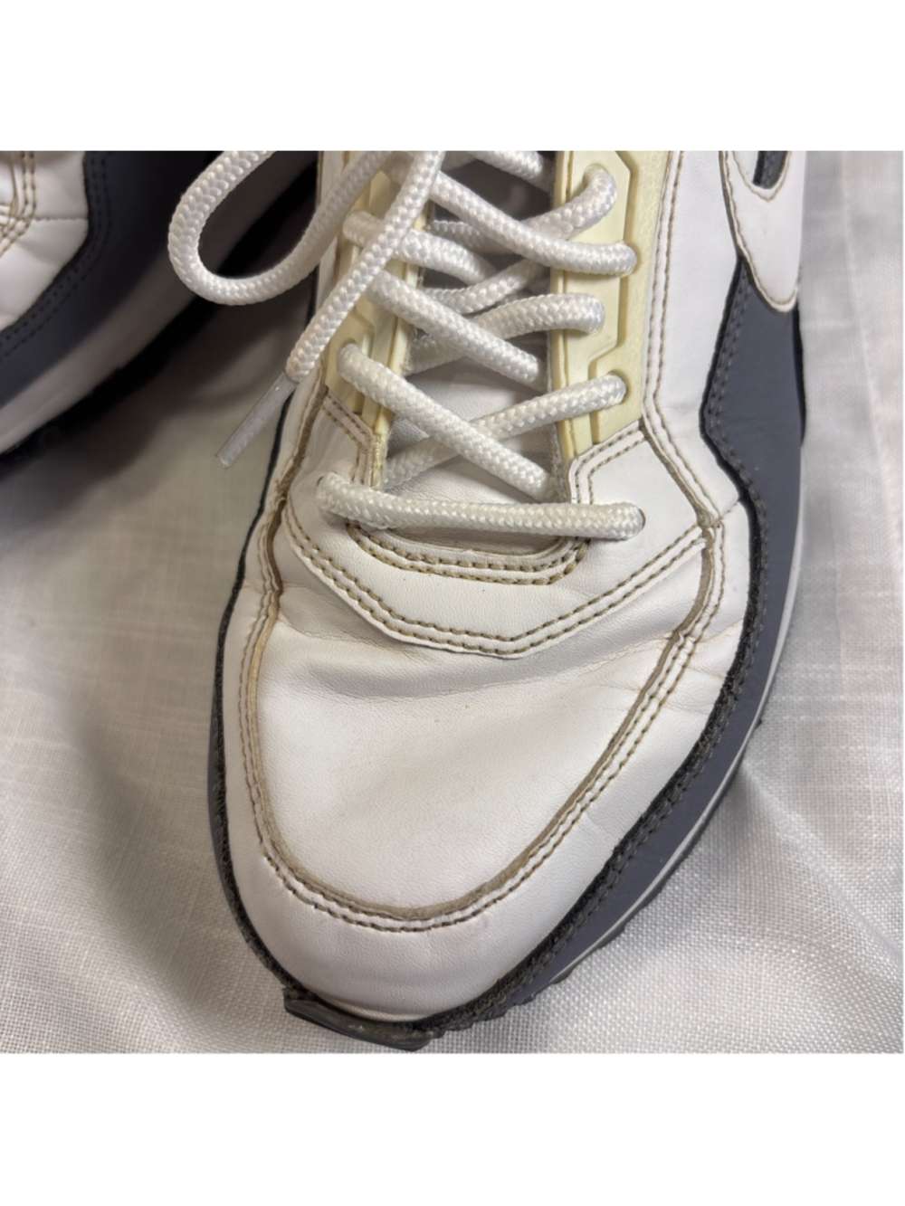 NIKE AIRMAX LTD 3 athletic shoes - Picture 8 of 10